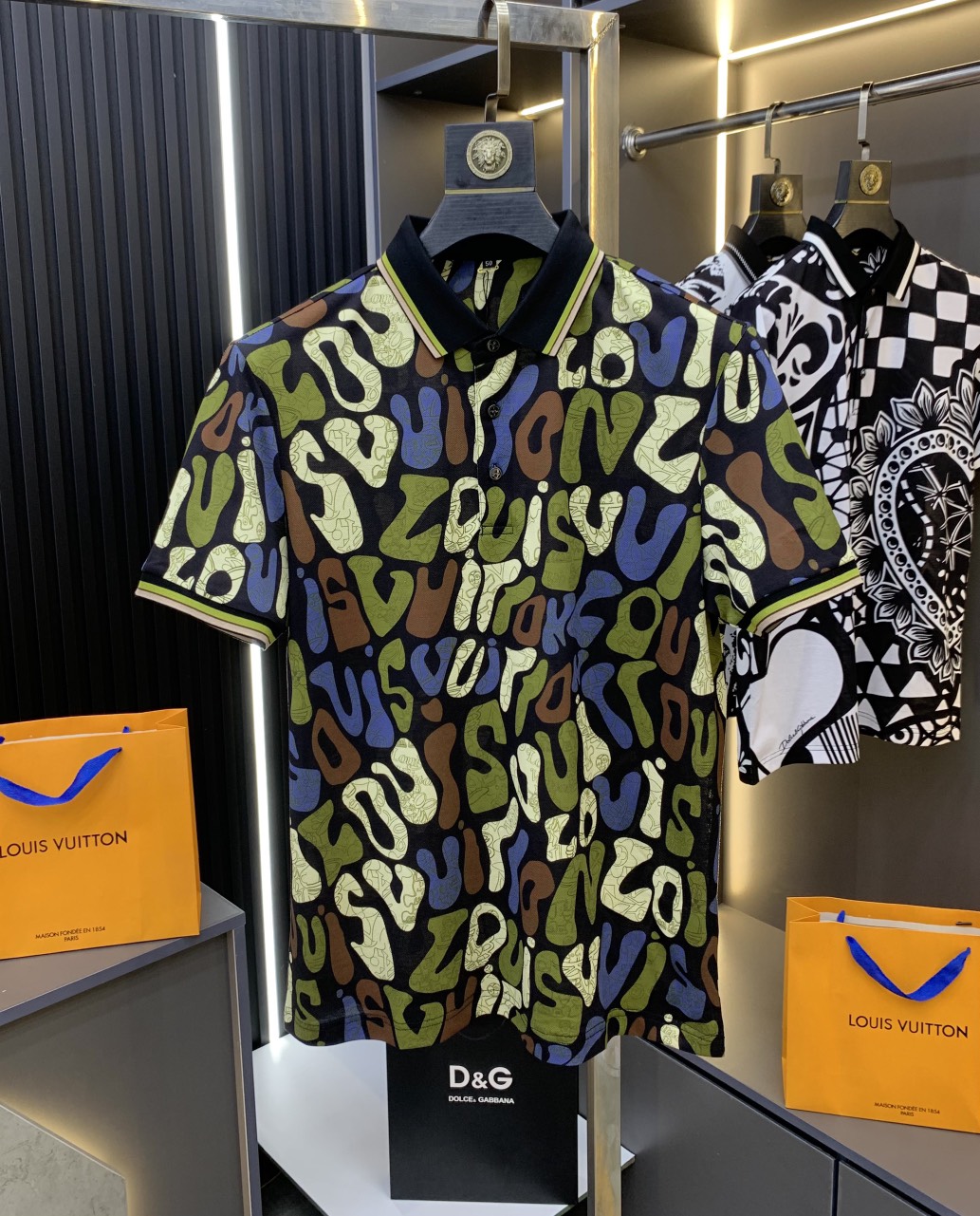 Aó thun nam nữ hàng hiệu Louis Vuitton LKM 532 LOUIS KIMMI STORE #42 Aó thun nam nữ hàng hiệu Louis Vuitton LKM 532 LOUIS KIMMI STORE
